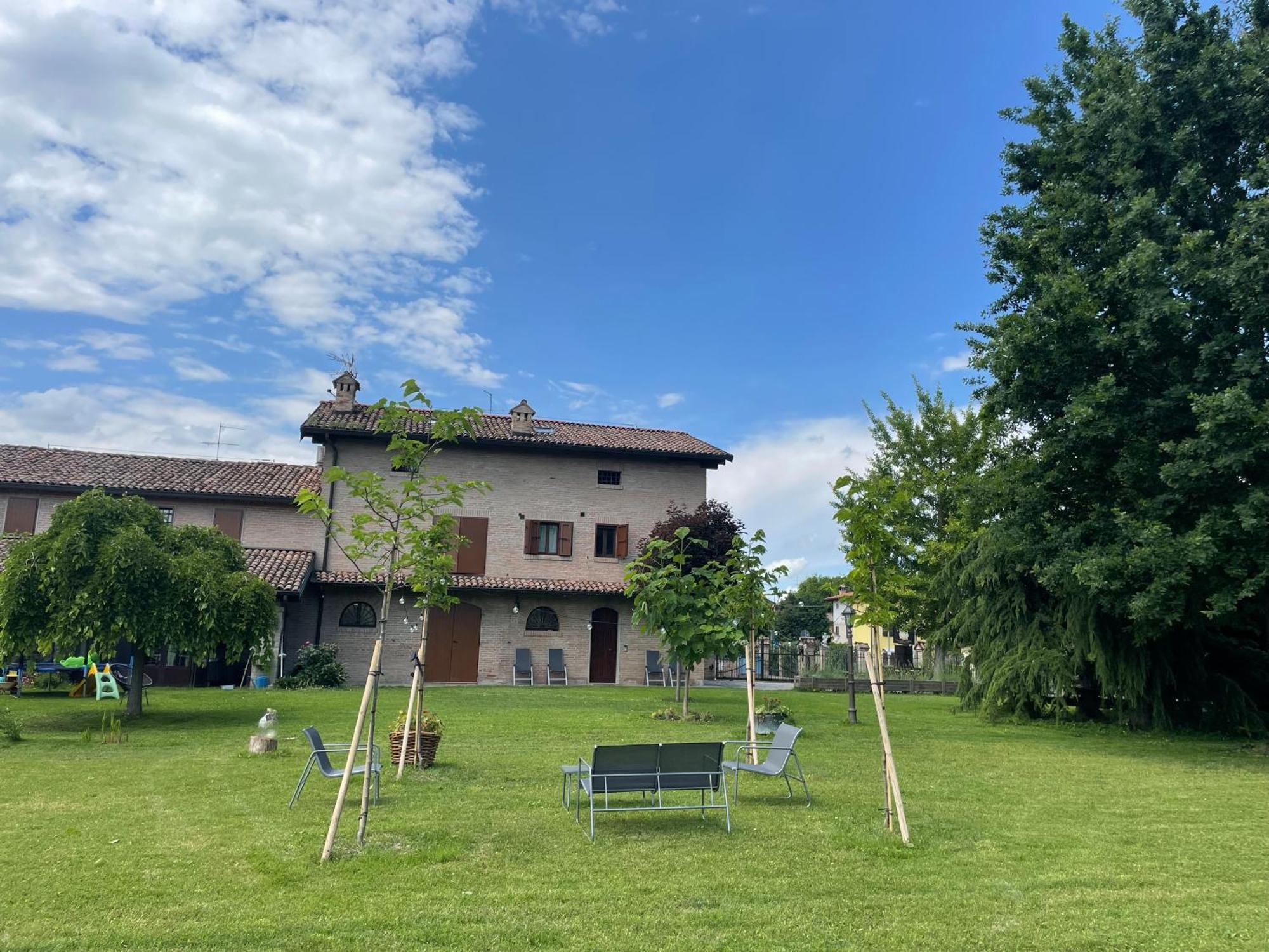 Gocce Balsamiche Apartment Ravarino Екстериор снимка